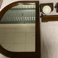 Cornice Specchio e accessori bagno