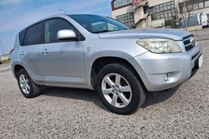 Toyota RAV4-2.2 D-4D 136 CV. Sol*GANCIO TRAINO*