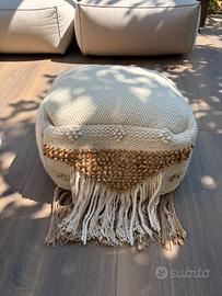 pouf Zara Home  in lana e cotone panna e beige