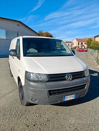 VW Transporter 5