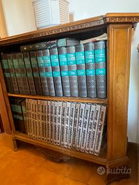 Libreria in legno massello