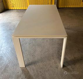 Tavolo scrivania Kartell