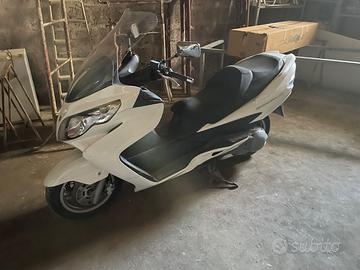 Suzuki Burgman, scamb, perm.