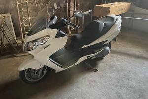 Suzuki Burgman, scamb, perm.