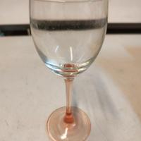 bicchieri rosa da vino