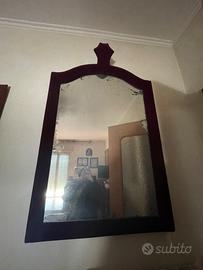 Specchio antico rosso di velluto