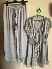 completo yamamay di seta grigio con intimo