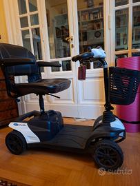 Scooter elettrico per disabili/anziani
