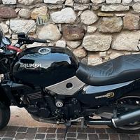 Triumph Trident 750