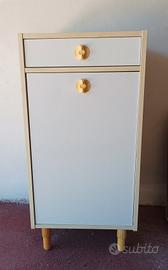 mobiletto porta biancheria 