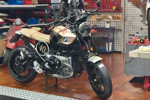 Bmw r1200 r cafe racer