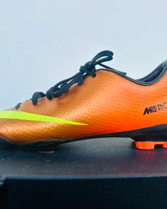 Scapre calcio tg35.5  Nike Mercurial
