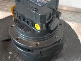 Motoriduttore per escavatore Komatsu PC15R-8