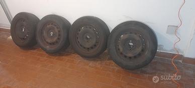 cerchi ford 16 originali  con gomme continental