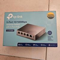 Desktop switch 4 port poe