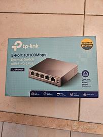Desktop switch 4 port poe