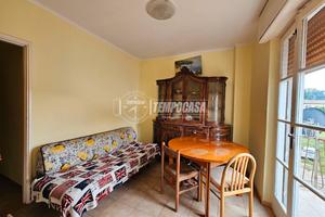 Capiago Intimiano - Bilocale con balcone senza spe