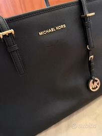 Borsa Michael Kors nera originale – mai usata