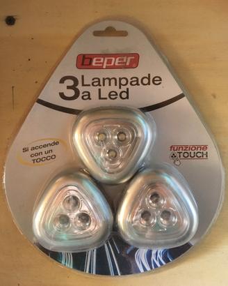 Lampade faretti LED ricaricabili con adesivo