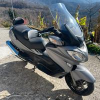 Suzuki Burgman 650 executive