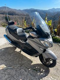 Suzuki Burgman 650 executive