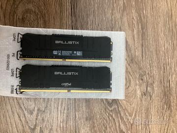 Crucial Ballistix - 16 GB RAM -  3000 mHz.