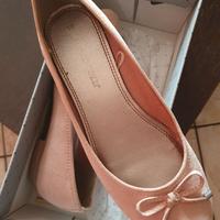Ballerina in camoscio rosa antico