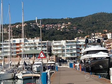 MARINA di VARAZZE- Carnevale- Primavera- PONTI