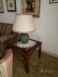 Tavolino con lampada