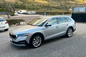 Skoda Octavia Wagon 2.0 tdi evo Scout 4x4 200cv ds