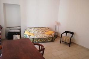 Terracina via San Francesco nel cuore del centro s