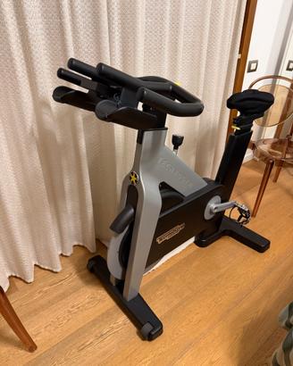 Bike spinning Technogym