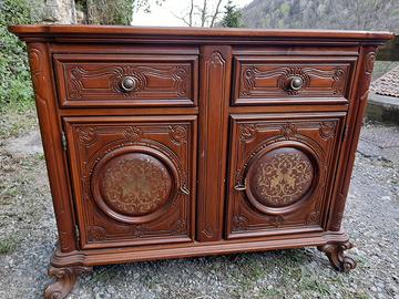 Antico mobile credenza in noce massello intarsiat