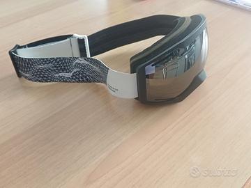 maschera sci