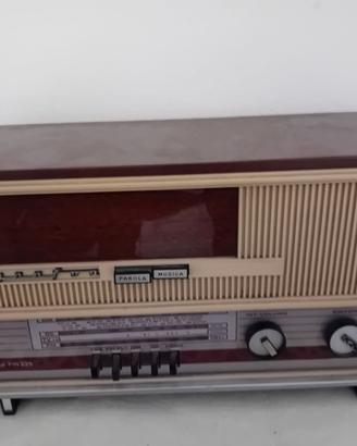 RADIO MAGNAFON ANNO 1963 PERFETTAMENTE FUNZIONANTE
