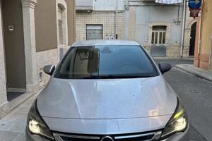 Opel Astra 1.6 tdi 110cv