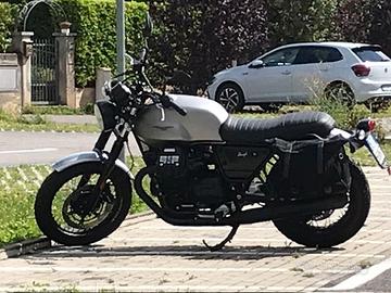 Kit Borsa + telaio sin. x Moto Guzzi V7(dal 2021)