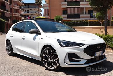 Ford Focus 1.0 125cv st line x automatica