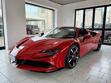 FERRARI SF90 Spider VISIBILE IN SEDE UFFICIALE I