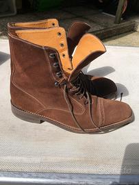 Stivaletti in camoscio marrone calzoleria Botti