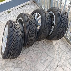 Pneumatici m+s 235 45 17