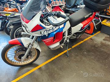 HONDA AFRICA TWIN 750 EPOCA