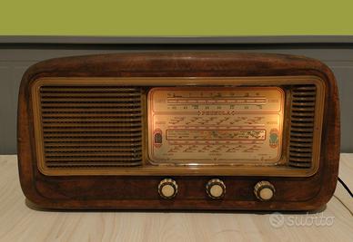 Radio Phonola vintage in legno