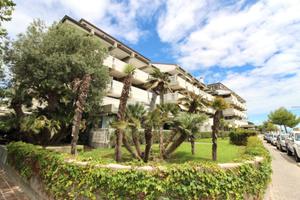 3 LOCALI A LIGNANO SABBIADORO