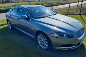 JAGUAR XF 2.2 D 190 CV