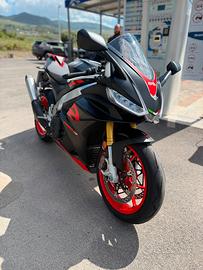 APRILIA RSV4