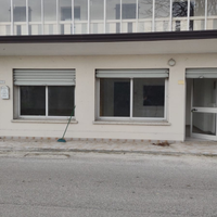 Locale commerciale 50 mq