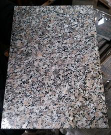 Piastrelle in granito 20x30