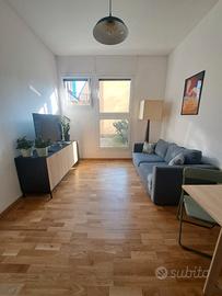 Bilocale Zona Isola per Aprile Salone del mobile