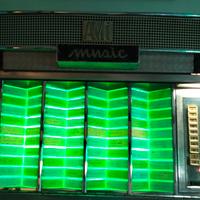 Juke Box anno 1957 originale Americano AMI 200 com